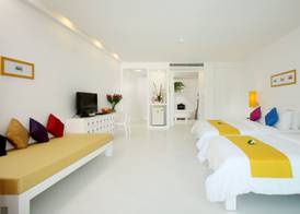 The Old Phuket - Karon Beach Resort 4