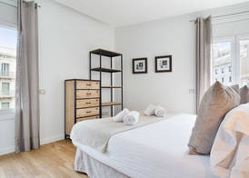 Amister Apartments 3