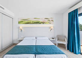 Hotel THB Flora 5