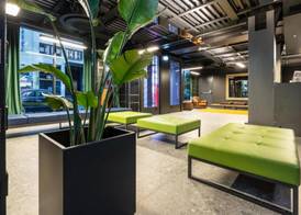 Smart Hotel Central 4