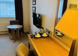 OYO Blaby Westfield Hotel 4