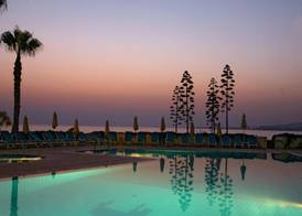 Cynthiana Beach Hotel 3