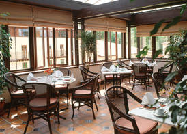 Europa Gatwick Hotel 3