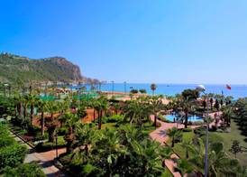 Riviera Hotel & Spa 3