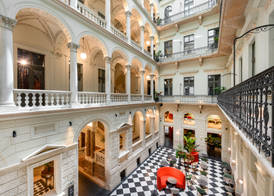 Hotel Oktogon Haggenmacher by Continental Group 3