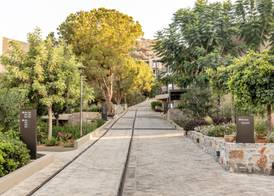 Elios Hill 4