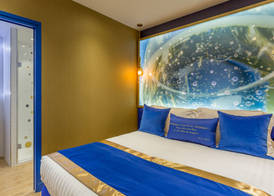 Hotel Les Bulles De Paris 3