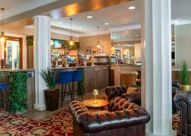 Royal Hotel 3
