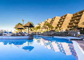 Apartamentos BlueBay Beach Club 2