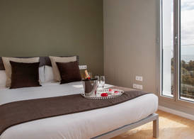 Lugaris Beach Apartments 5