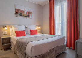 Hôtel de la Fontaine 5