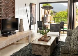 Royal Garden Villas, Luxury Hotel 5