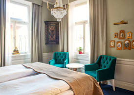 Lady Hamilton Hotel 4