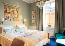 Lady Hamilton Hotel 2
