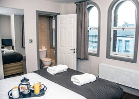 Base Serviced Apartments - Sir Thomas Street 4