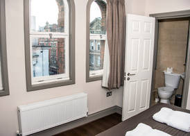 Base Serviced Apartments - Sir Thomas Street 5