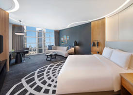 DoubleTree by Hilton Dubai - Business Bay 3