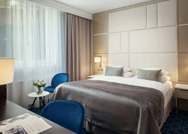 Hotel KINGS COURT 5
