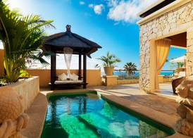 Royal Garden Villas, Luxury Hotel 2