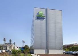 Holiday Inn Express GENEVA AIRPORT by IHG 2