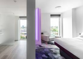 YOTEL Glasgow 2