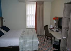 Cairn Hotel & Apartments 2