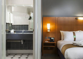 Holiday Inn LONDON - SUTTON by IHG 2