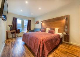 Holyrood Aparthotel 2