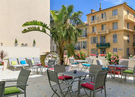 Hôtel Locarno Nice 3