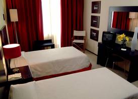 Carcavelos Beach Hotel 2