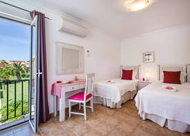 Jardim da Meia Praia Resort 3