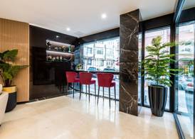 Aprilis Deluxe Hotel 5