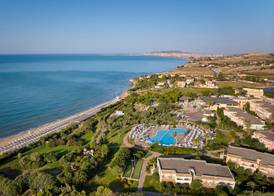 Serenusa Resort 5