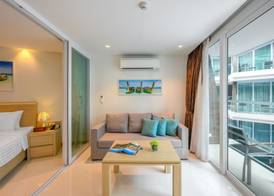The Beachfront Hotel Phuket 5