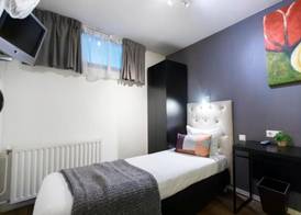 Quentin Museum Square Hotel 3
