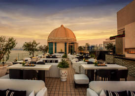 InterContinental Hotels MARINE DRIVE-MUMBAI by IHG 4