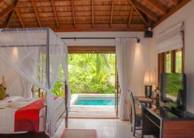 Kuredu Island Resort & Spa 4