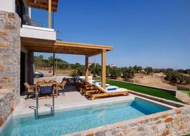 Deos Luxury Suites - Adults Only 5