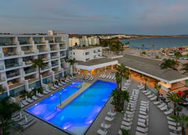Limanaki Beach Hotel & Suites 5