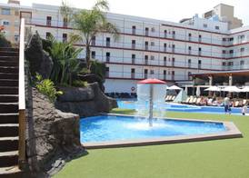 Hotel Papi Blau 3