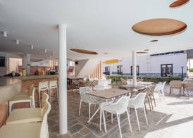 Golden Bay Boutique Hotel & Bungalows 5