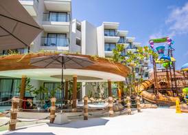 Phuket Emerald Beach Resort 4