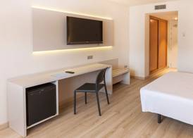 Port Alicante City & Beach 5