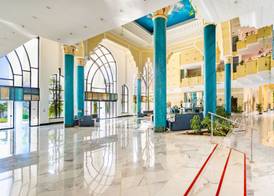 Royal Garden Palace - Families and Couples 4