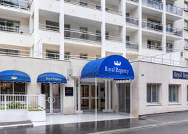 Royal Regency Paris Vincennes 2