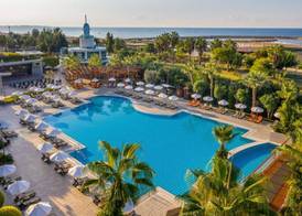 Commodore Elite Suites & Spa Hotel 2