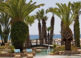 Sandy Beach Hotel & Spa 3