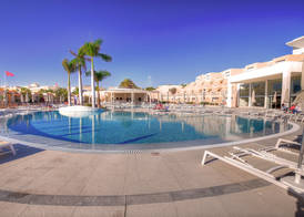 SBH Monica Beach Resort 3