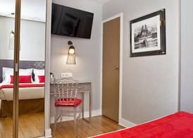 Hôtel Eiffel Segur 4