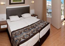 Azak Hotel 4